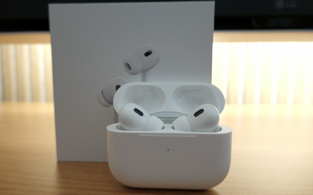 Apple AirPods Pro (2. Generation) Teaser 02