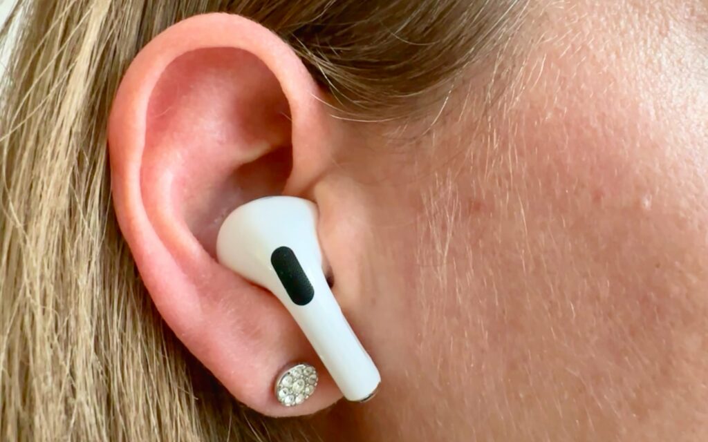 Die AirPods Pro bieten für mich den besten Tragekomfort.