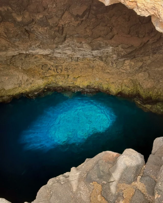 Roadtrip Sal - Part Two. Blue Eye of Buracona. Salt Sea of Pedra Lume. 🚌 #Ausflug #Kapverden #Roadtrip #CaboVerde